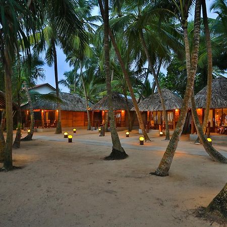 Thejan Beach Cabanas Bentota Ngoại thất bức ảnh