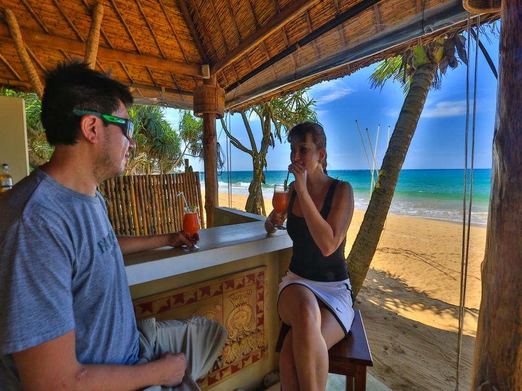 Thejan Beach Cabanas Bentota Ngoại thất bức ảnh
