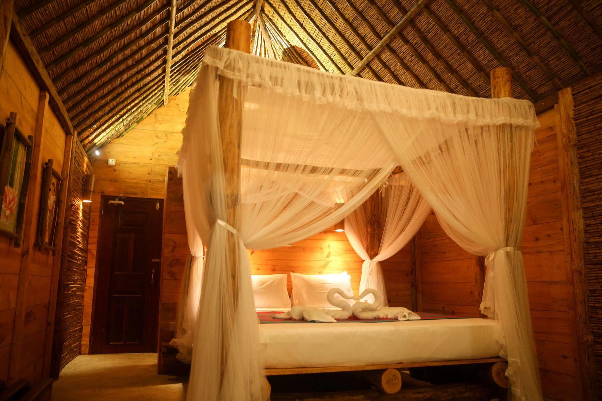 Thejan Beach Cabanas Bentota Ngoại thất bức ảnh