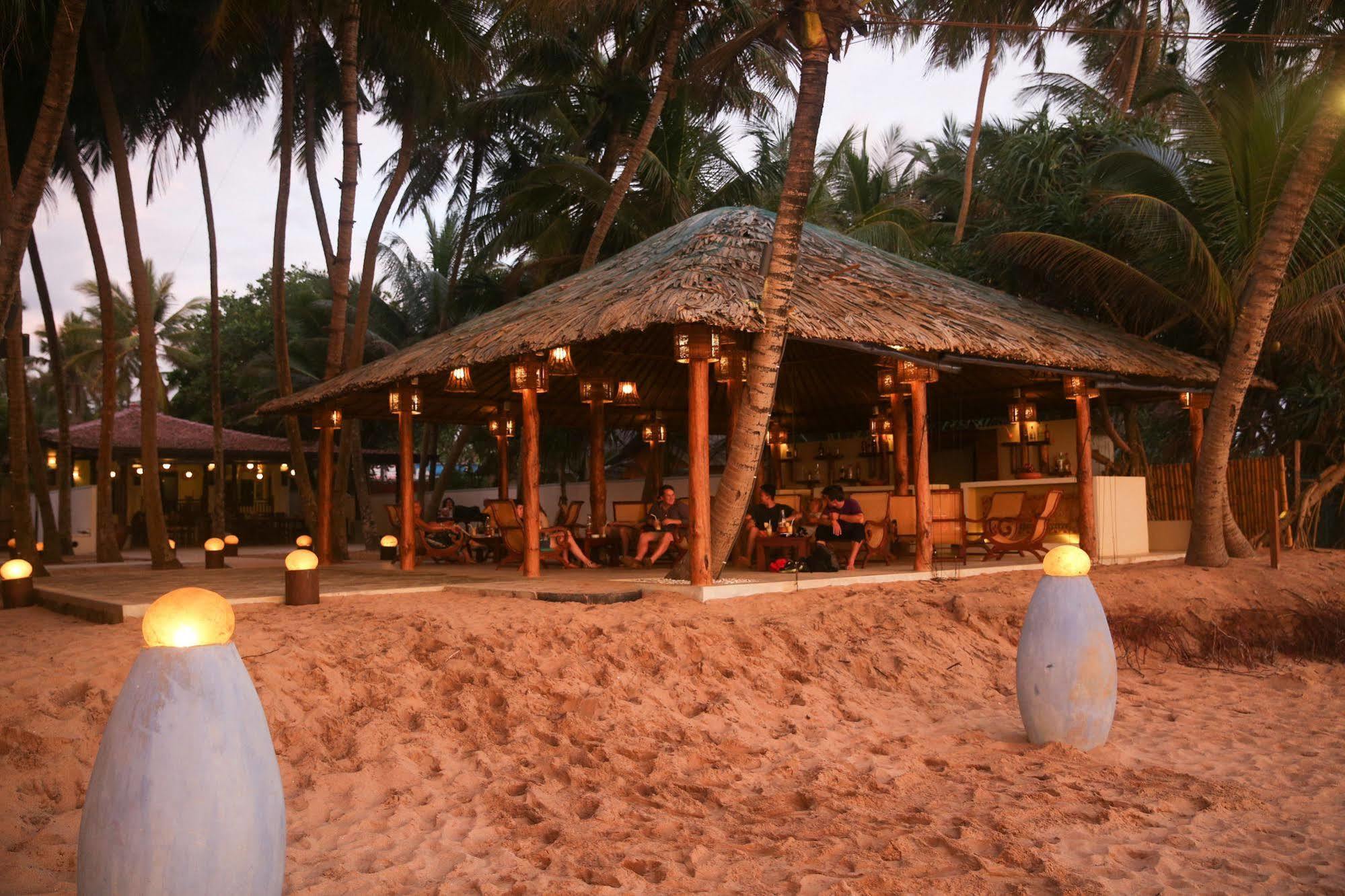 Thejan Beach Cabanas Bentota Ngoại thất bức ảnh